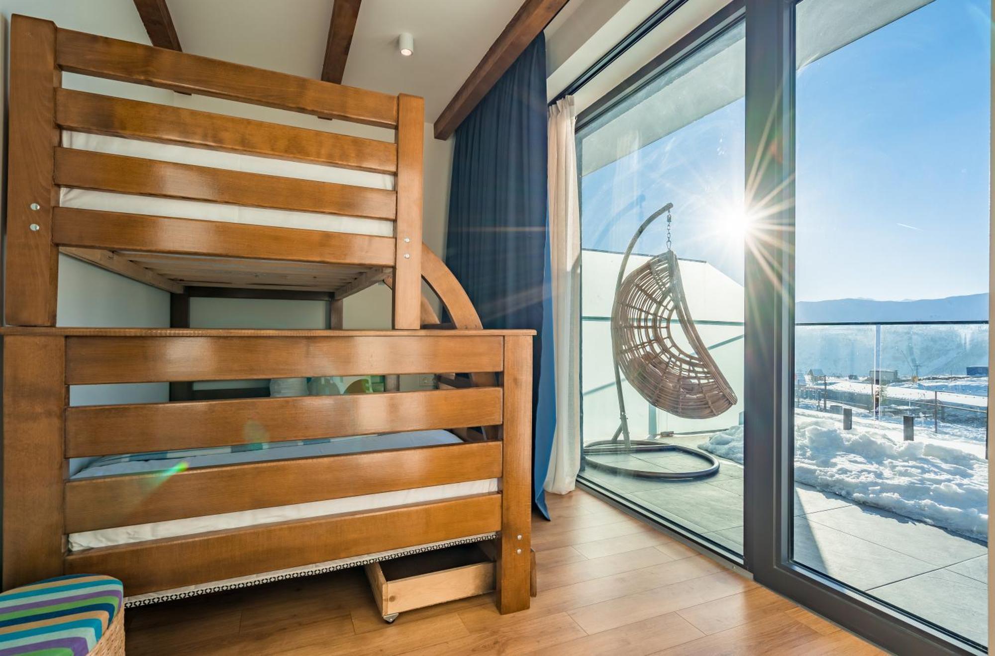 New In Atrium * Gudauri
